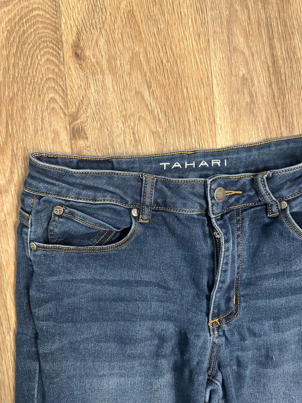 Tahari Women's Mid-Rise Blue Skinny Jeans Size 8 - Picture 3 of 8